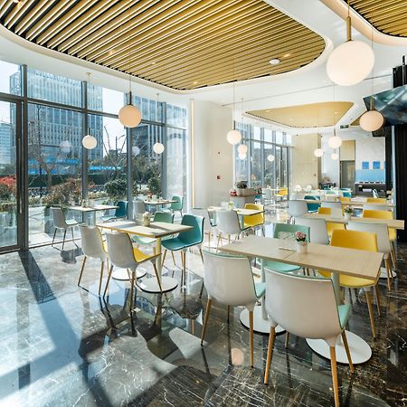 Holiday Inn Express Shanghai Pudong Zhangjiang By Ihg Zewnętrze zdjęcie